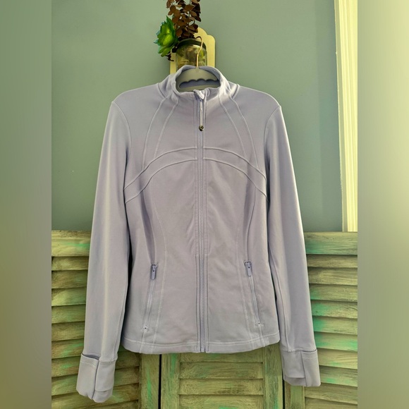 Lululemon Define Jacket - size 6 - Picture 1 of 6